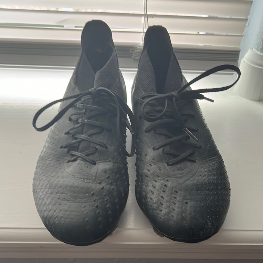 Black Men's Athletic Shoes